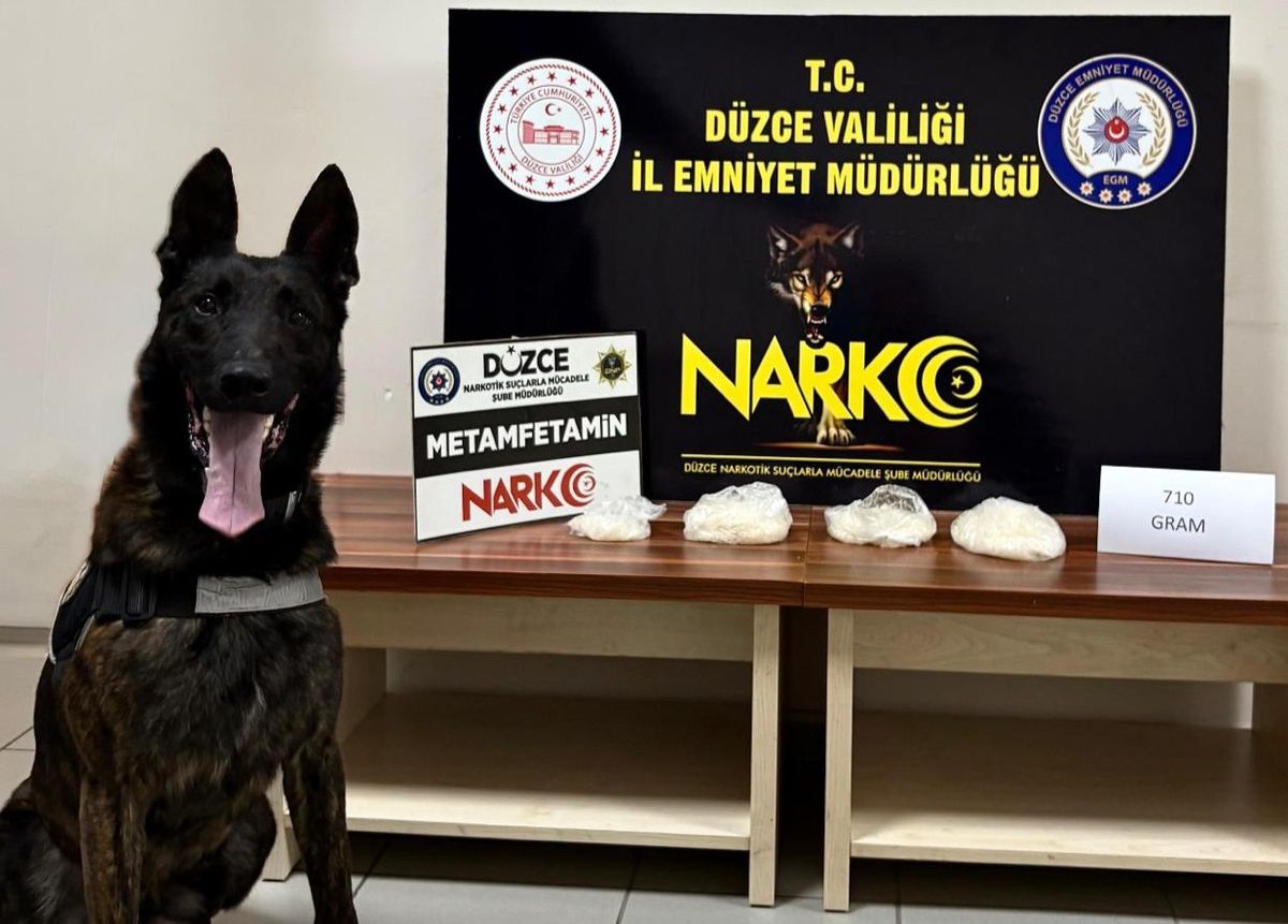 Durdurulan takside 3 milyon liralık uyuşturucu ele geçirildi
