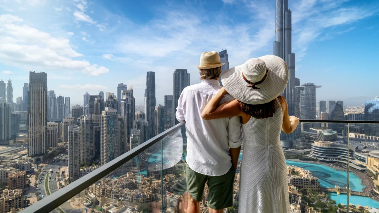 Orta Doğu savaşında büyük yara alan Dubai, turizmi canlandırmak için ödül kampanyası başlattı