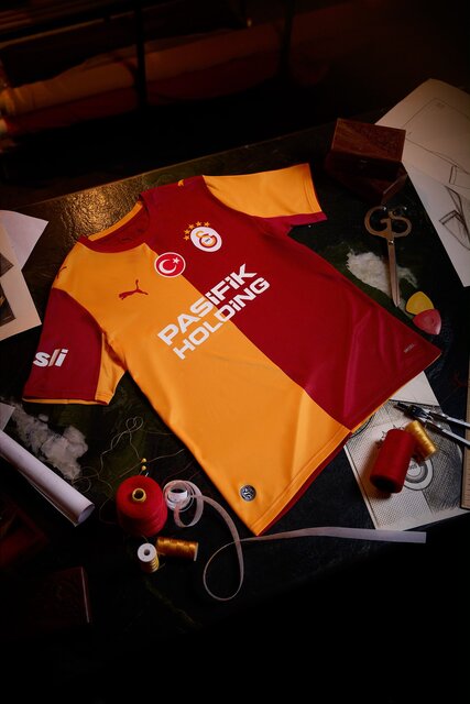 Galatasaray'da 2026-2027 sezonu formaları tanıtıldı