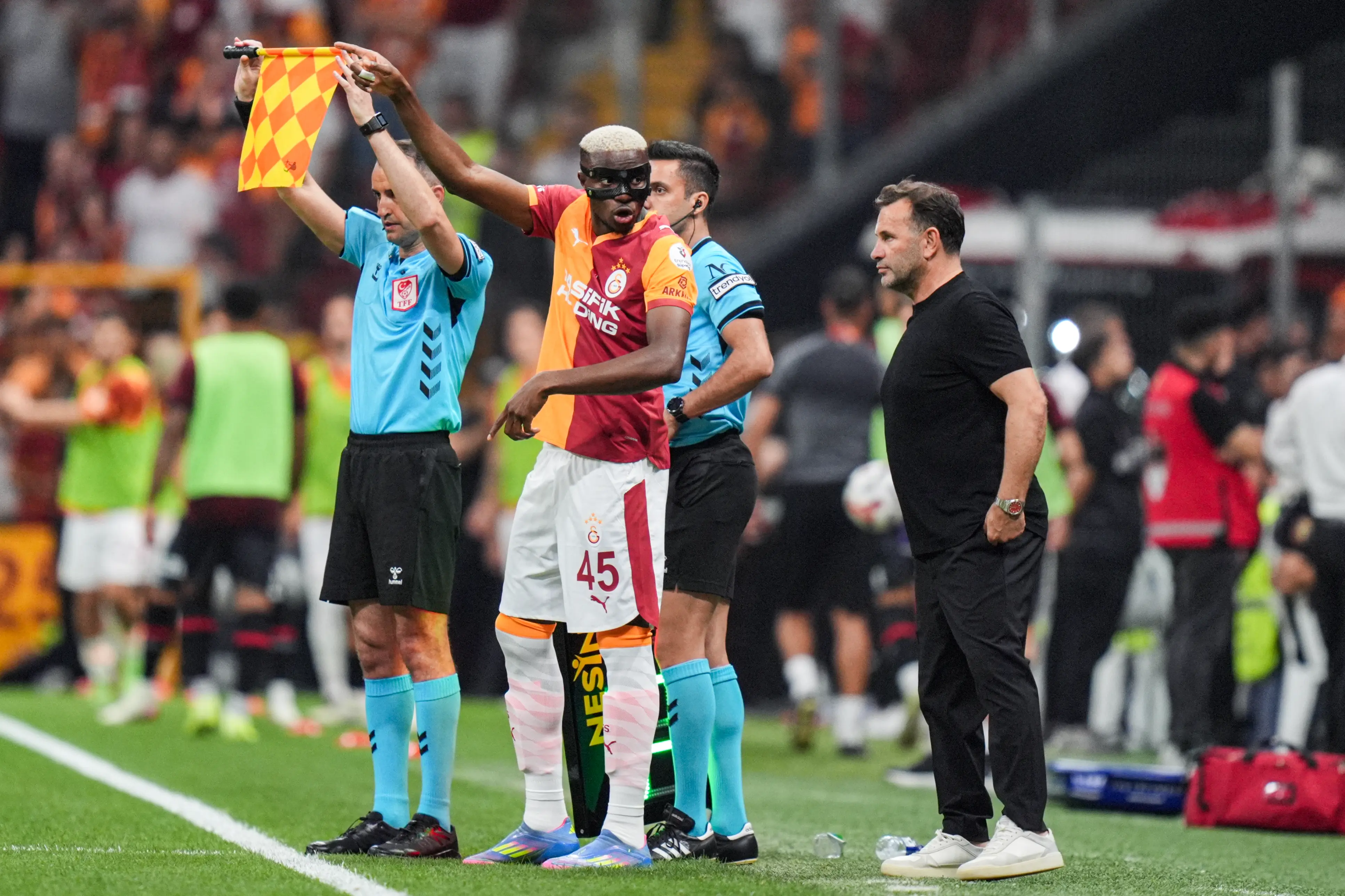 Galatasaray'da yeni kaptan sürprizi! Okan Buruk ismi açıkladı...