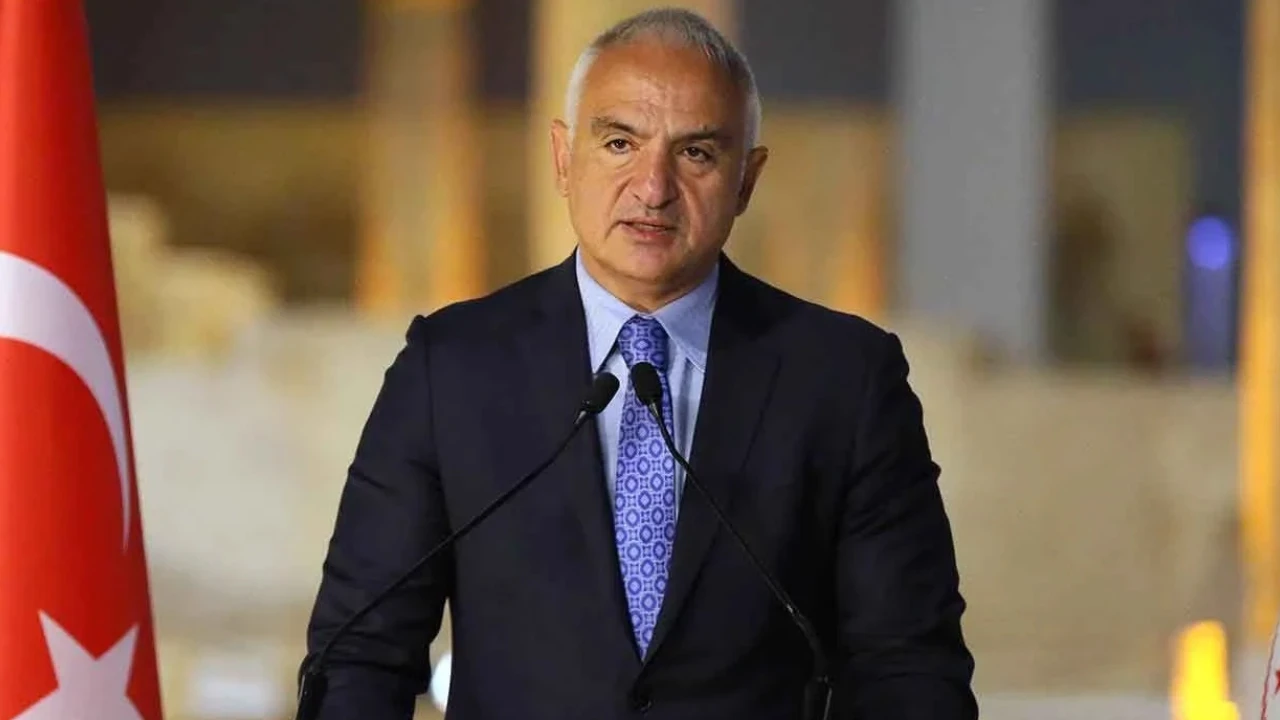 Bakan Ersoy, Cahit Zarifoğlu ve Abdurrahim Karakoç'u andı