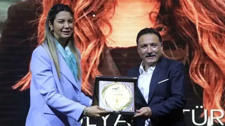 Erciyes Basın Ödülleri’nde Demirören Medya’ya 3 ödül
