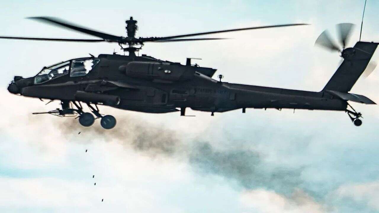Hürmüz Boğazı'nda kritik olay: ABD'ye ait AH-64 Apache saldırı helikopteri düştü