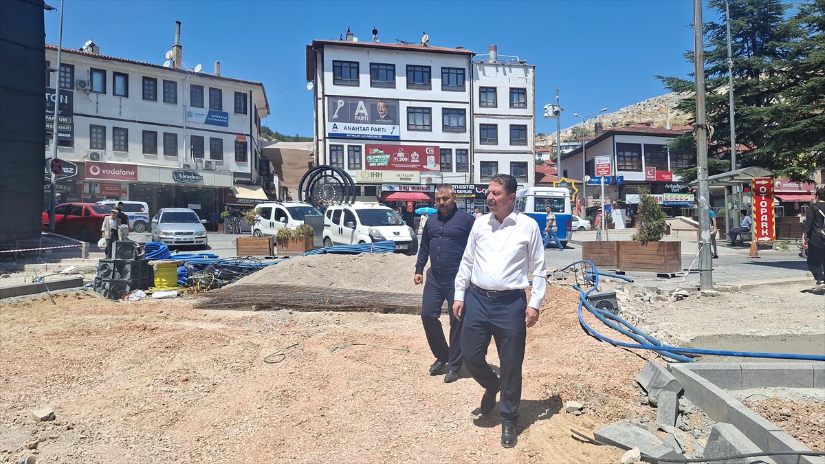 Beypazarı'nda cadde ve meydan düzenlemesi