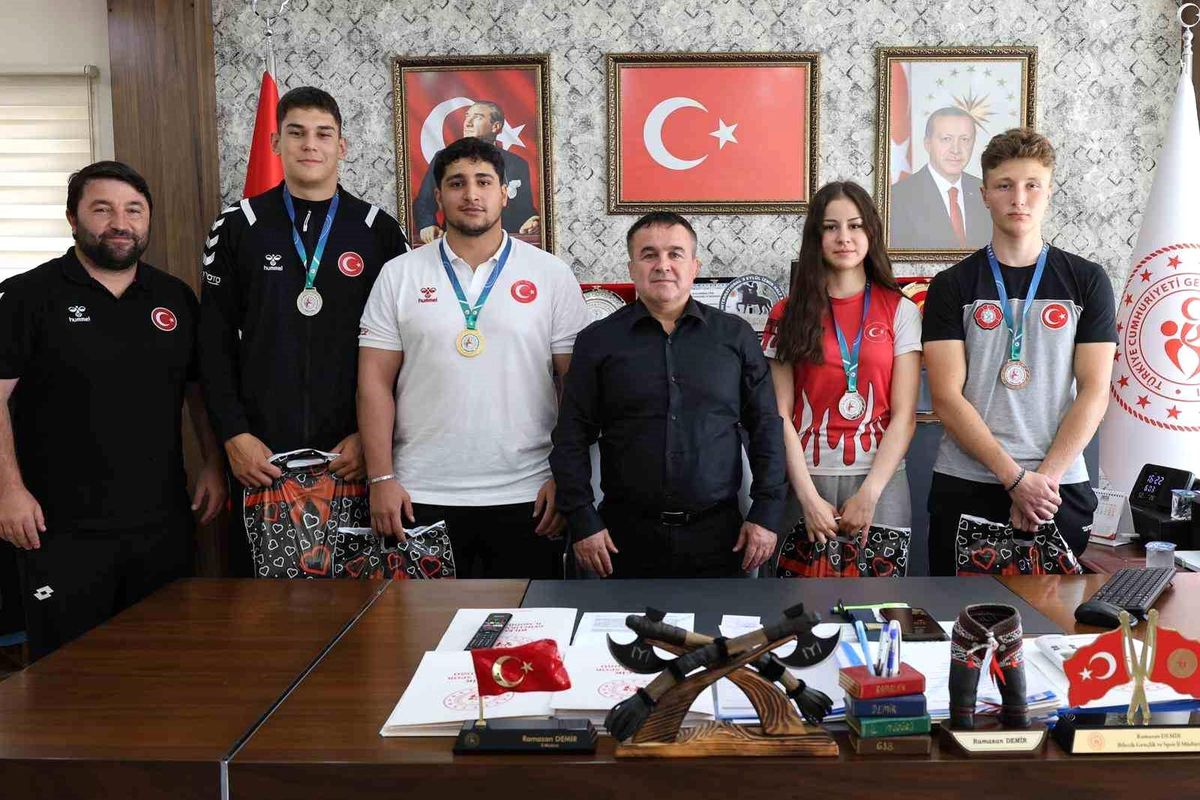 Bilecikli sporcular Türkiye Şampiyonası'nda dereceler elde etti