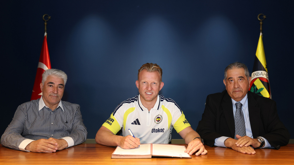 Fenerbahçe Dirk Kuyt'ı resmen duyurdu!
