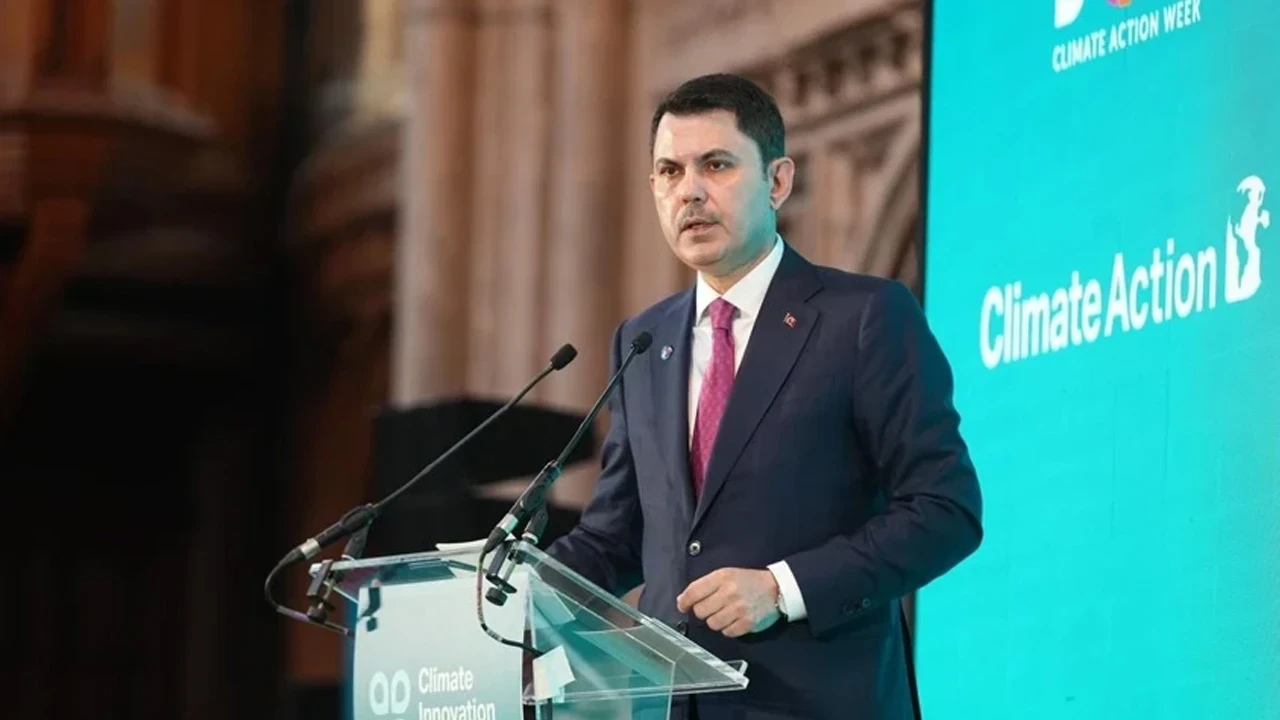 Bakan Kurum Londra’dan dünyaya mesaj verdi: “Bu dönüşümü kaçırmayacağız”
