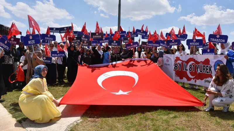 81 ilin şehit ve gazi aileleri Şırnak'ta Cudi Dağı'nda bir araya geldi