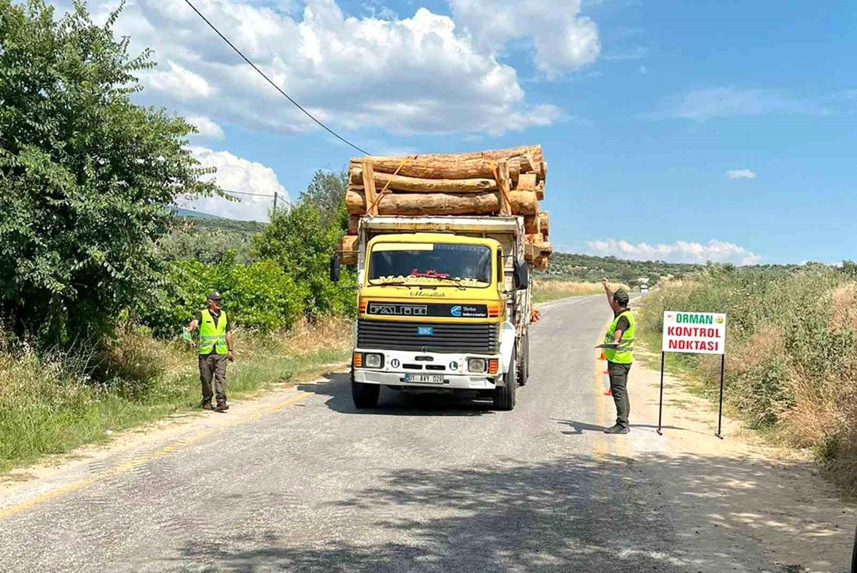 Muğla'da orman emvali taşıyan araçlara mobil kontrol denetimi