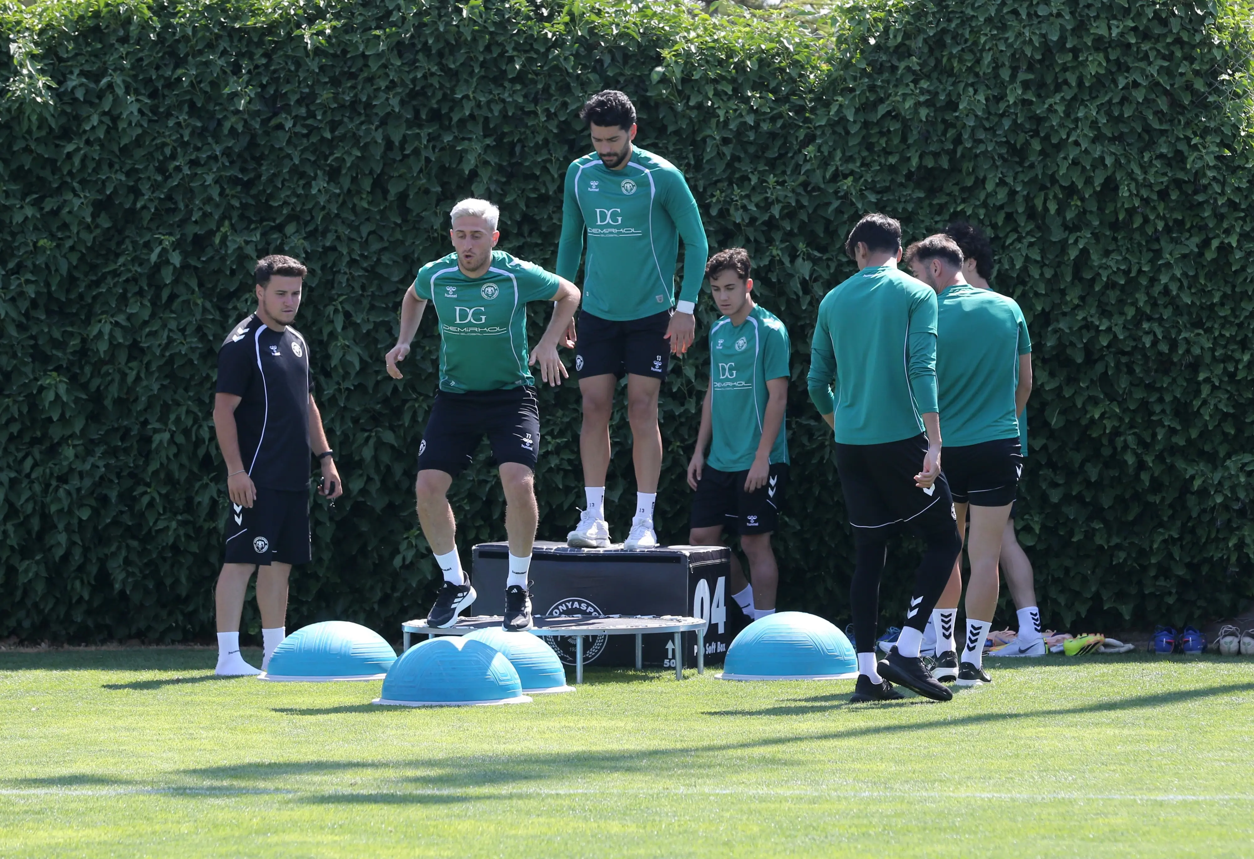 Konyaspor'da yeni sezon mesaisi devam ediyor