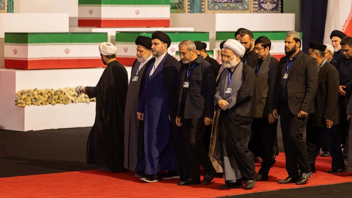Hamaney'in töreninde Vahidi detayı! Aylar sonra ilk kez kamuoyu karşısında