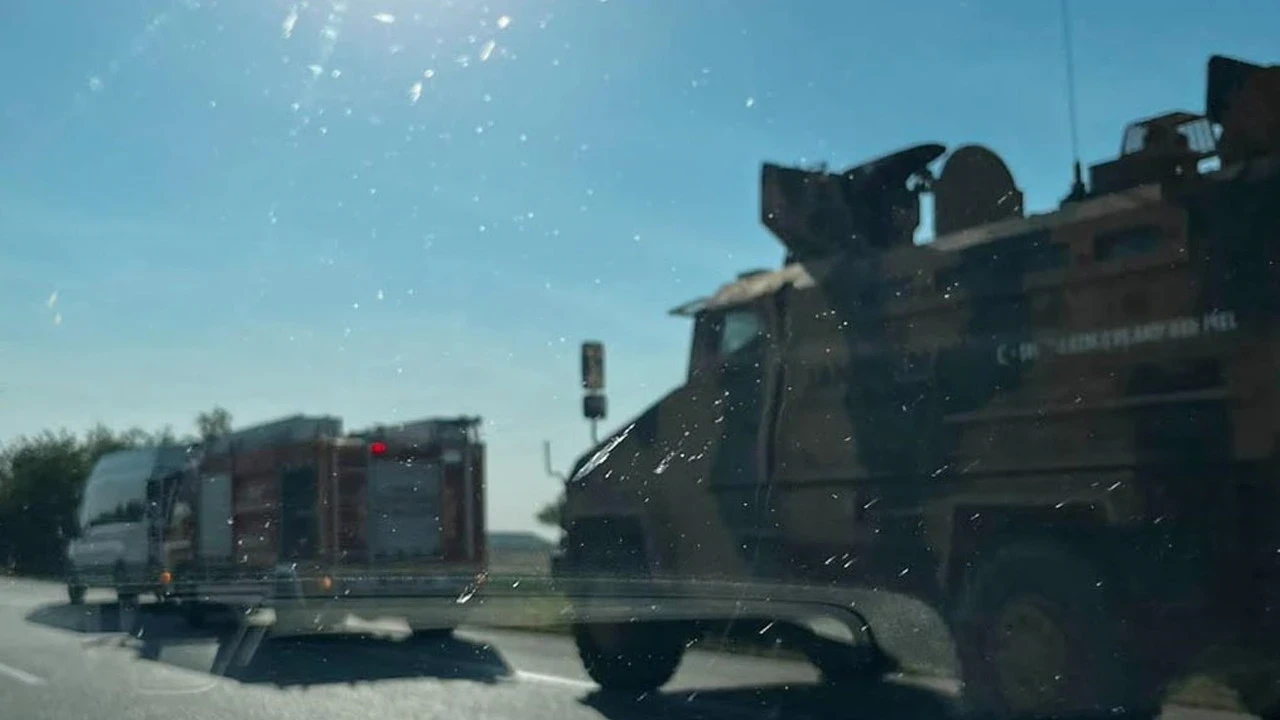 Adana-Konya yolunda sıcak dakikalar: Zırhlı araç kaza yaptı: 1 asker yaralandı