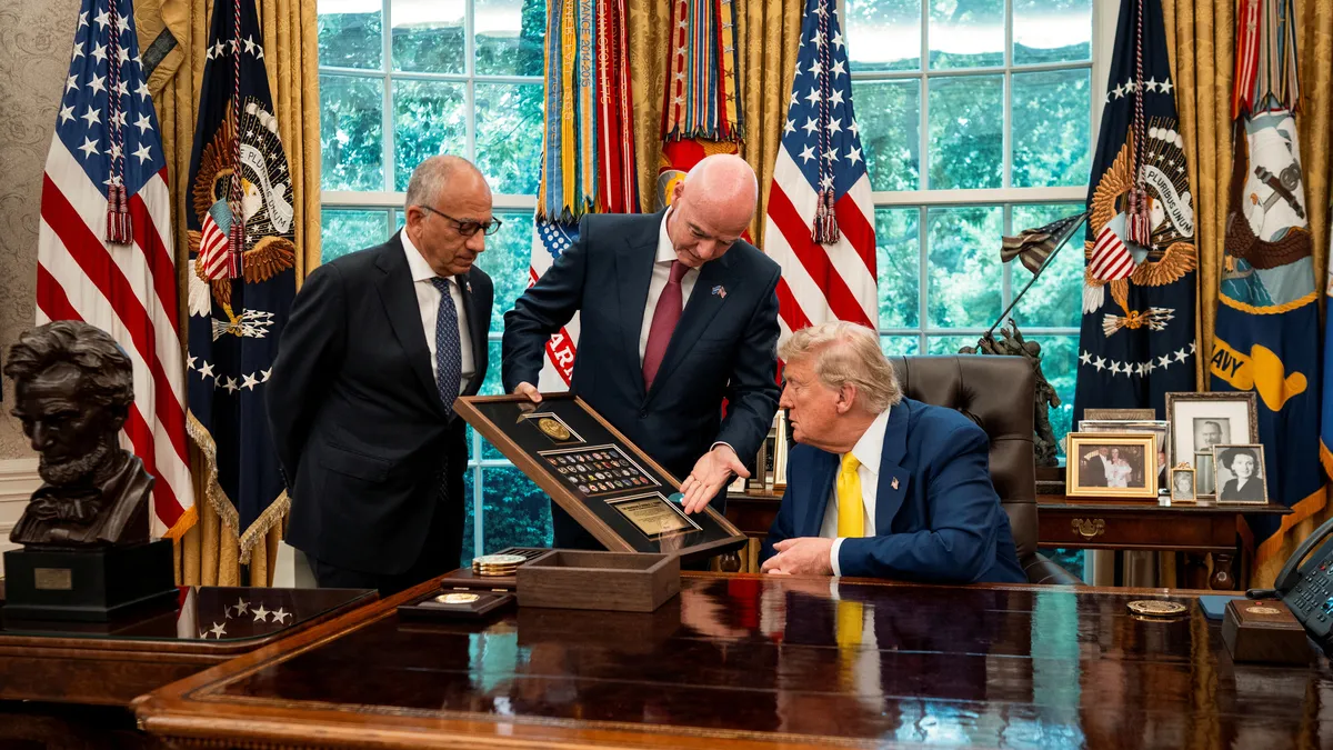 Dünya Kupası'nda Balogun krizi! Trump devreye girdi, FIFA cezayı askıya aldı: UEFA'dan 'kırmızı çizgi' tepkisi