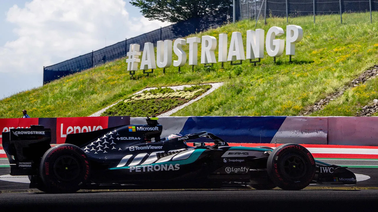 Formula 1 Avusturya GP'de pole pozisyonu Russell'ın