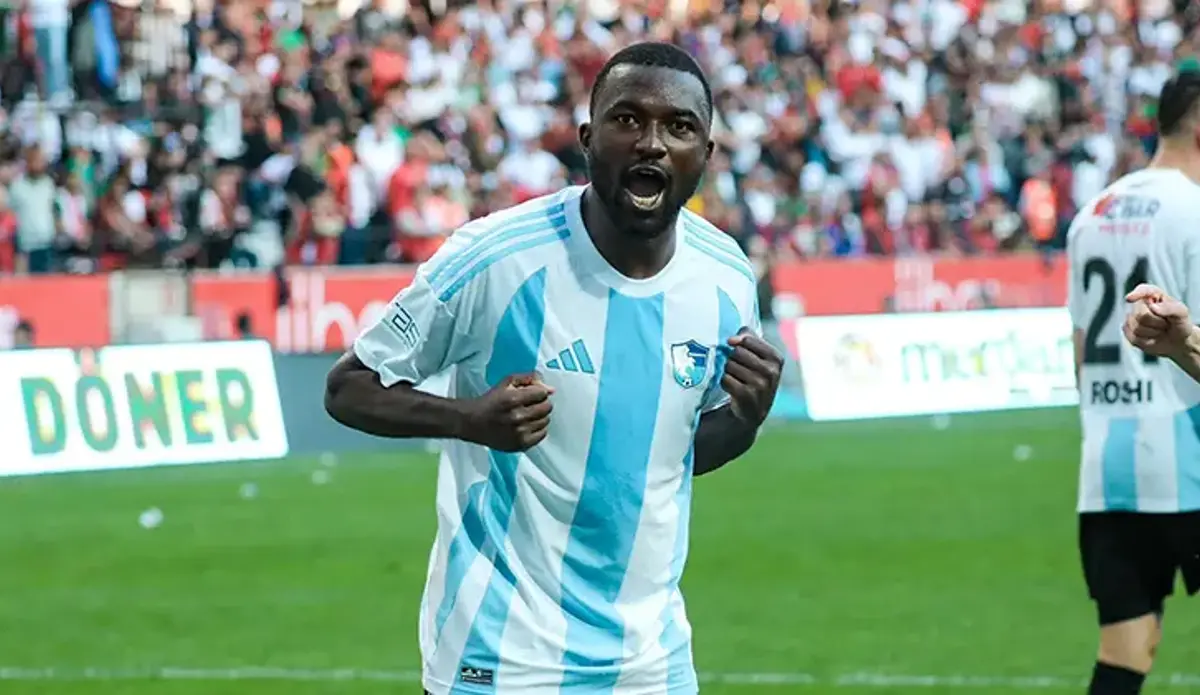 Erzurumspor FK'da üç isimle yollar ayrıldı
