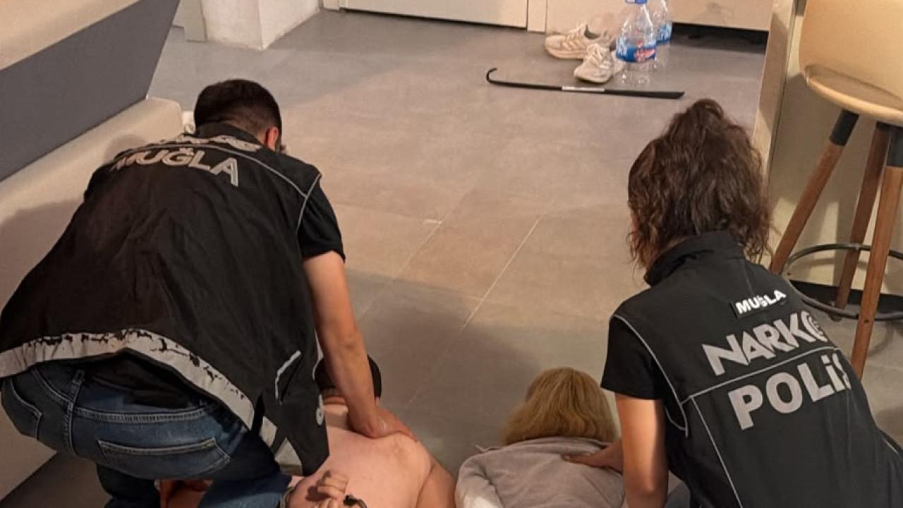 Interpol tarafından kırmızı bültenle aranan zanlı yakalandı