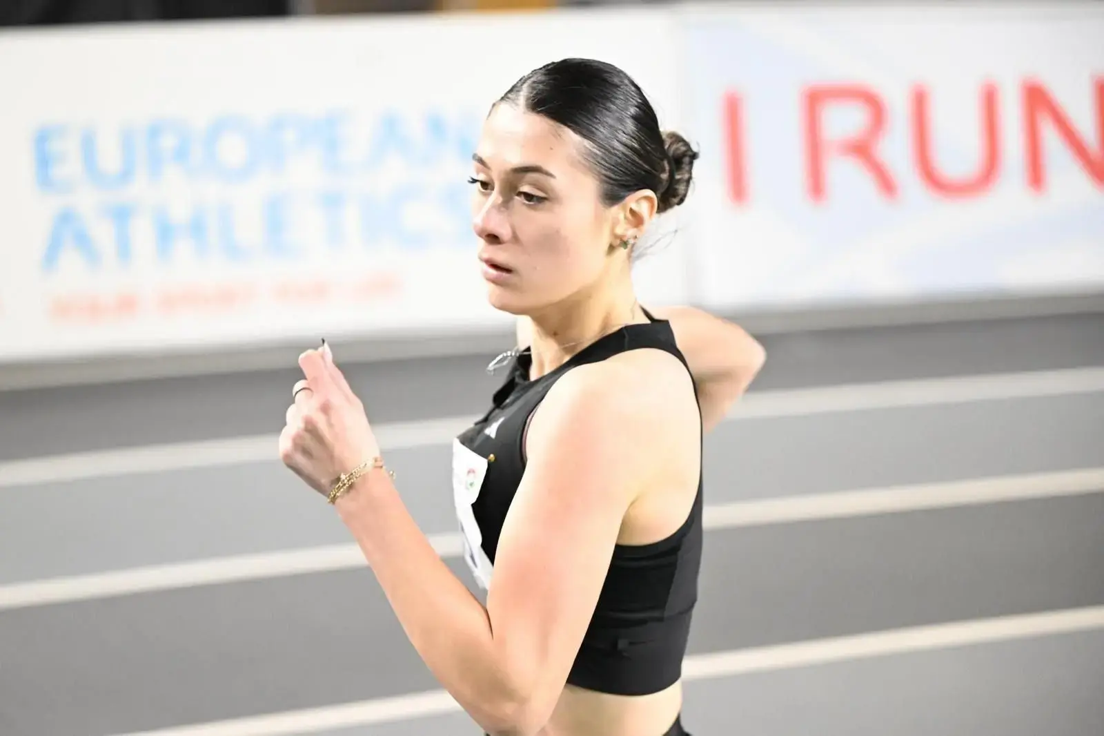 Milli sporcu Aysel Önder’den 400 metrede Türkiye şampiyonluğu