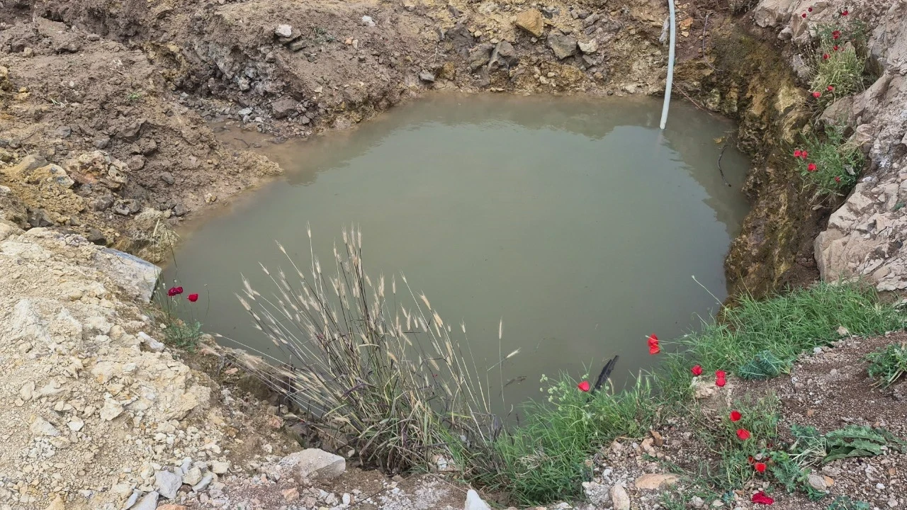 İki kardeş İnşaat çukurunda can verdi