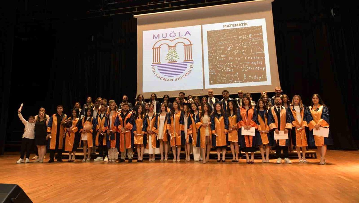 MSKÜ Fen Fakültesi'nde mezuniyet heyecanı
