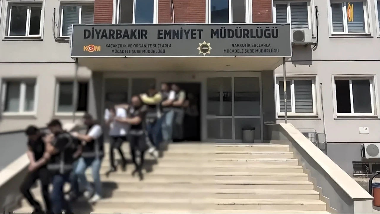 Diyarbakır’da suç örgütü operasyonu: 40 gözaltı