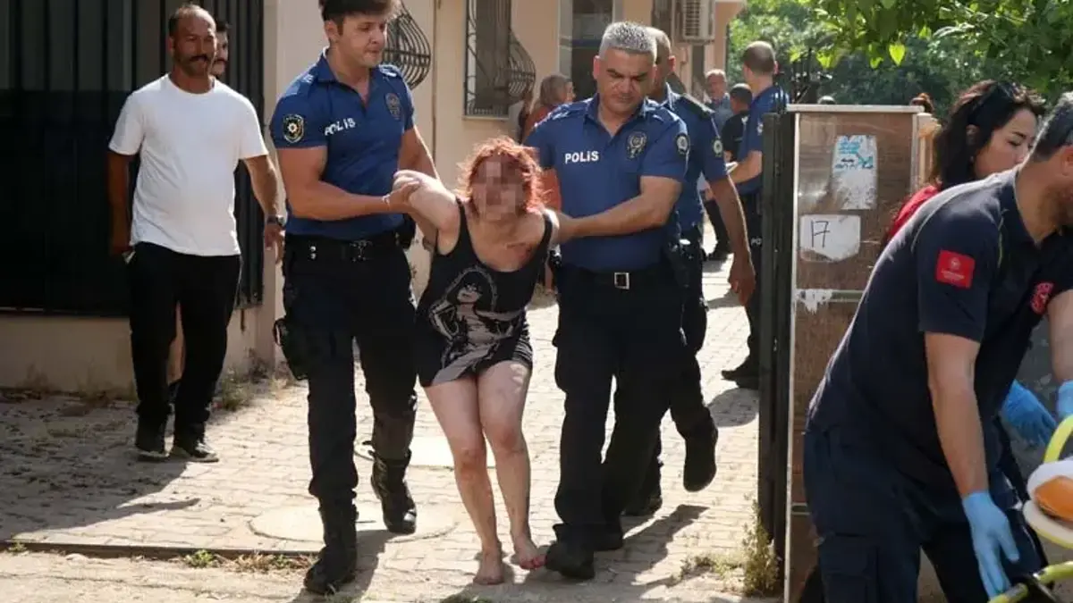 Evini ateşe verdi, komşuların ihbarı felaketi önledi!