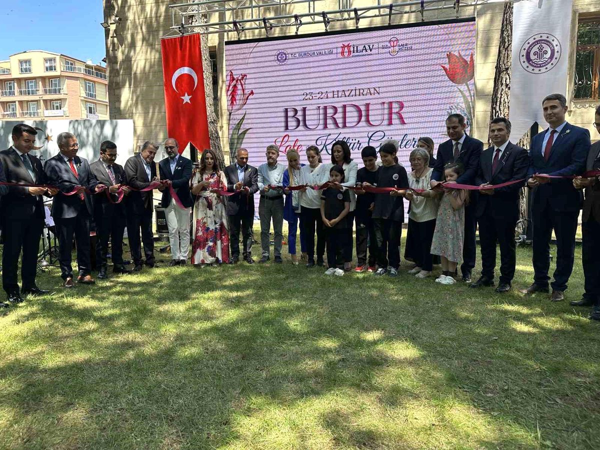 Burdur'da Lale Kültür Günleri başladı