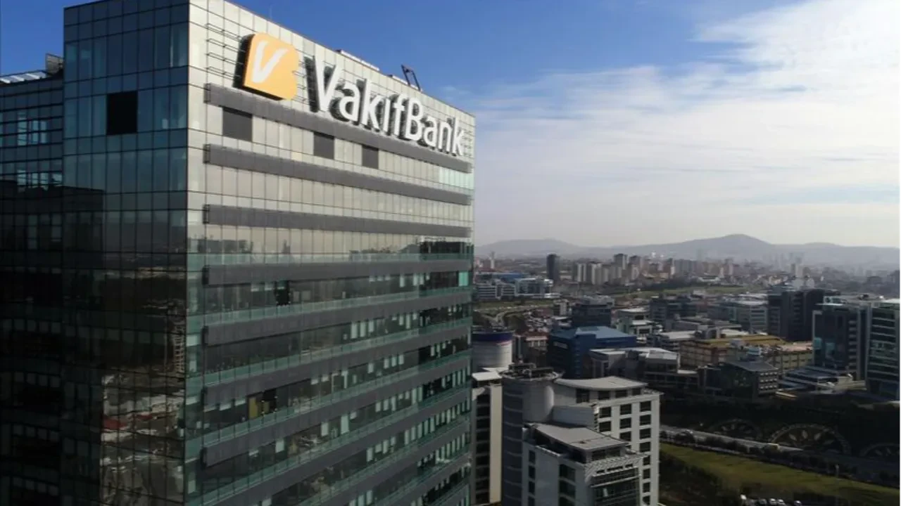 VakıfBank'tan dış ticarete 250 milyon dolarlık kaynak
