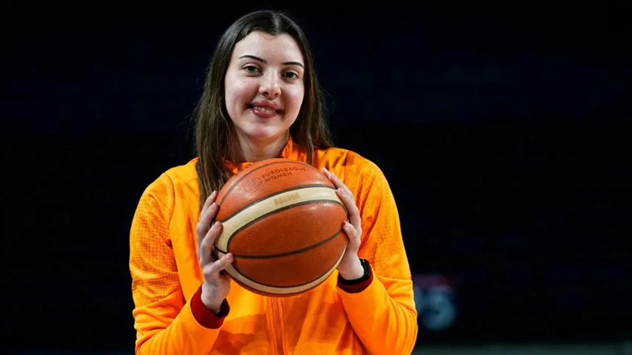 Galatasaray'dan Elif Bayram kararı