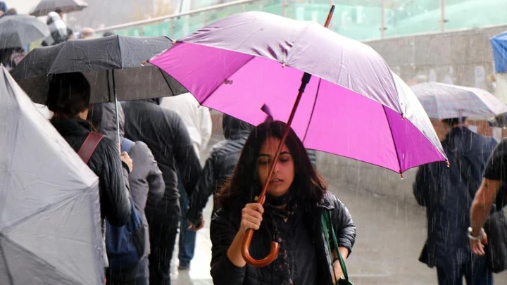 Meteoroloji'den 15 il için kritik uyarı: Kuvvetli yağış ve fırtınaya dikkat
