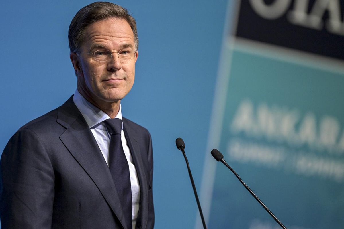 Rutte, Türkiye'nin savunma sanayisini öve öve bitiremedi
