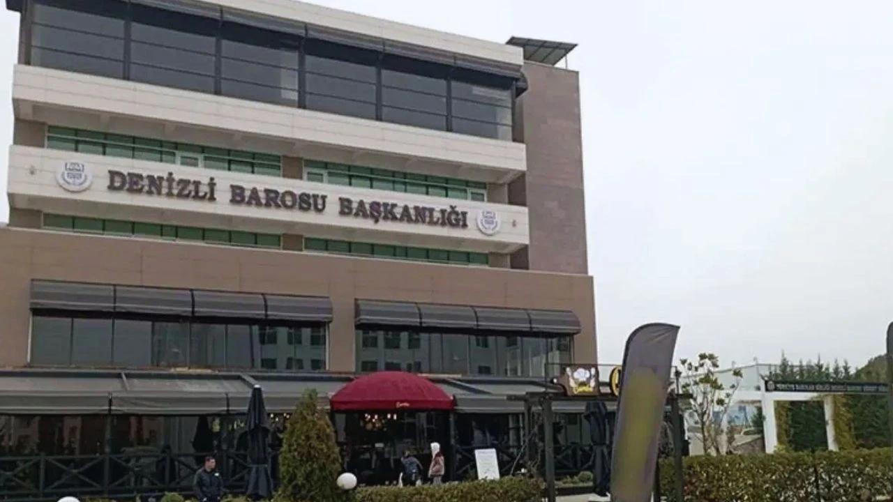 Denizli'de gözaltına alınan 12 avukat serbest bırakıldı