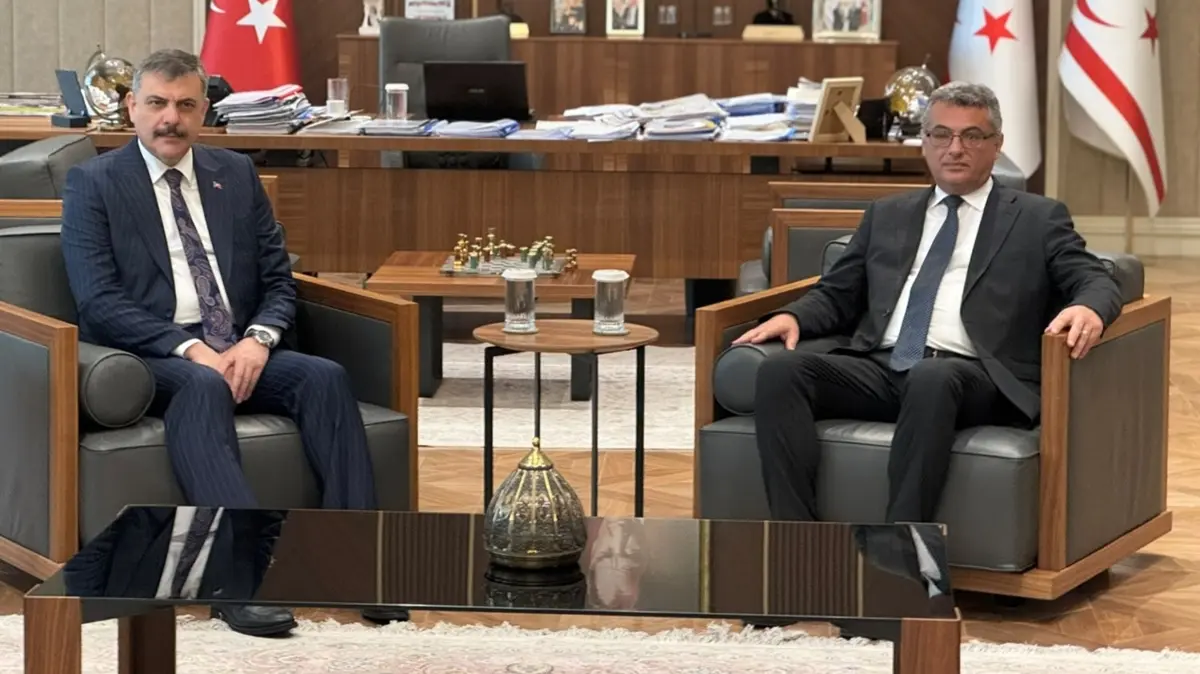 Cumhurbaşkanı Erhürman, Bakan Çiftçi'yi kabul etti