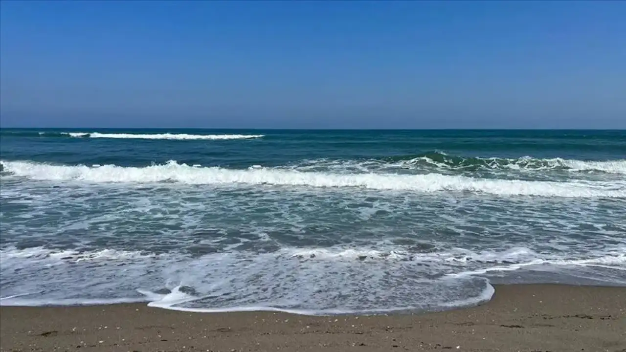 Valiliklerden peş peşe açıklama! Karadeniz'deki 4 ilde yarın denize girilmesine izin verilmeyecek