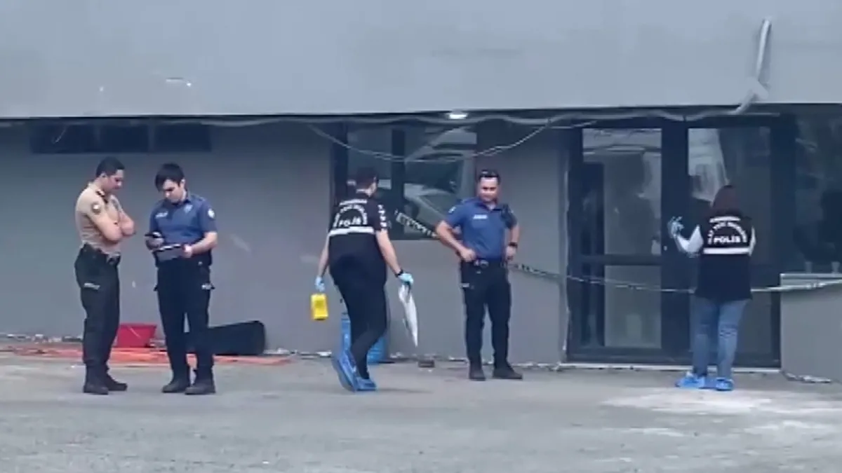 Tekirdağ'da fabrikada silahlı kavga! Ölü ve yaralı var