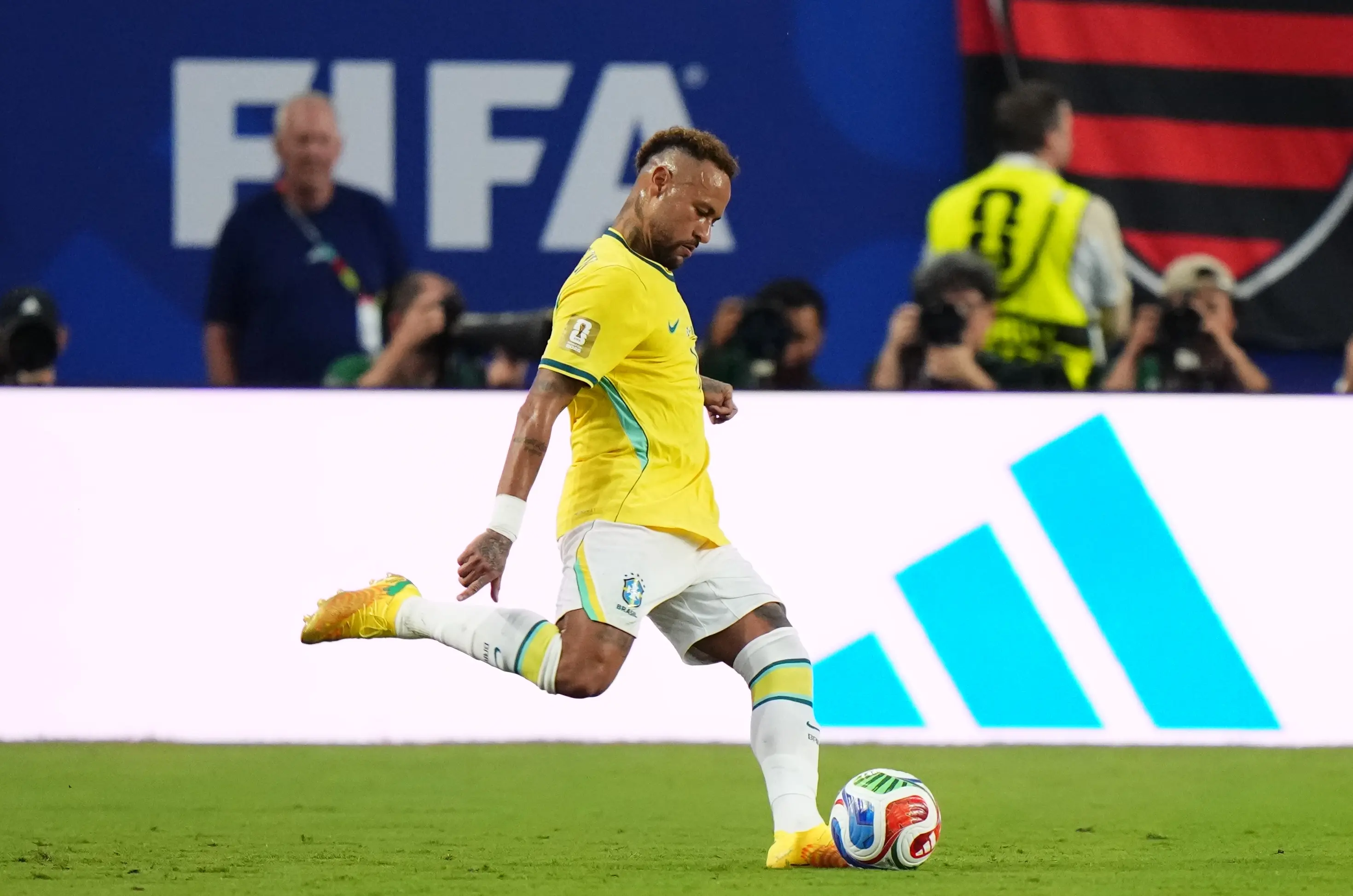 Neymar geri döndü! Brezilya Dünya Kupası'nda turladı