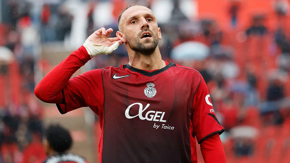 Fenerbahçe'de geri sayım başladı! Vedat Muriqi, İstanbul'a geliyor