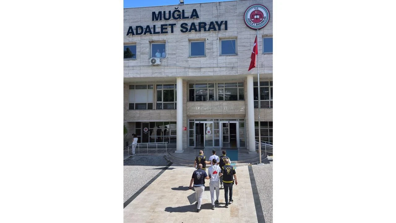 Cezaevinden firar etti, peş peşe hırsızlık yaptı: Meydanda yakalandı