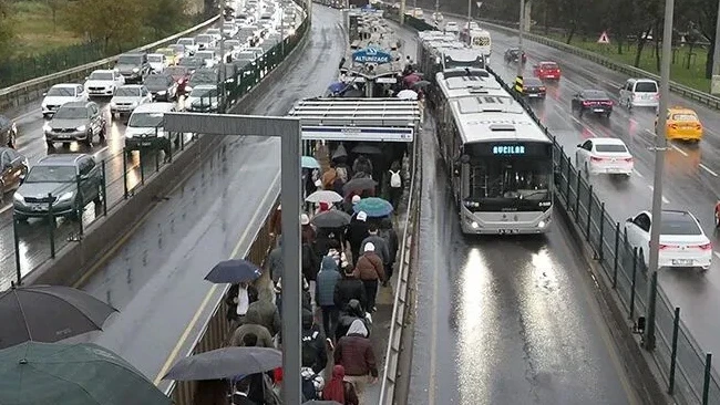 İstanbul'da toplu ulaşıma yüzde 10 zam