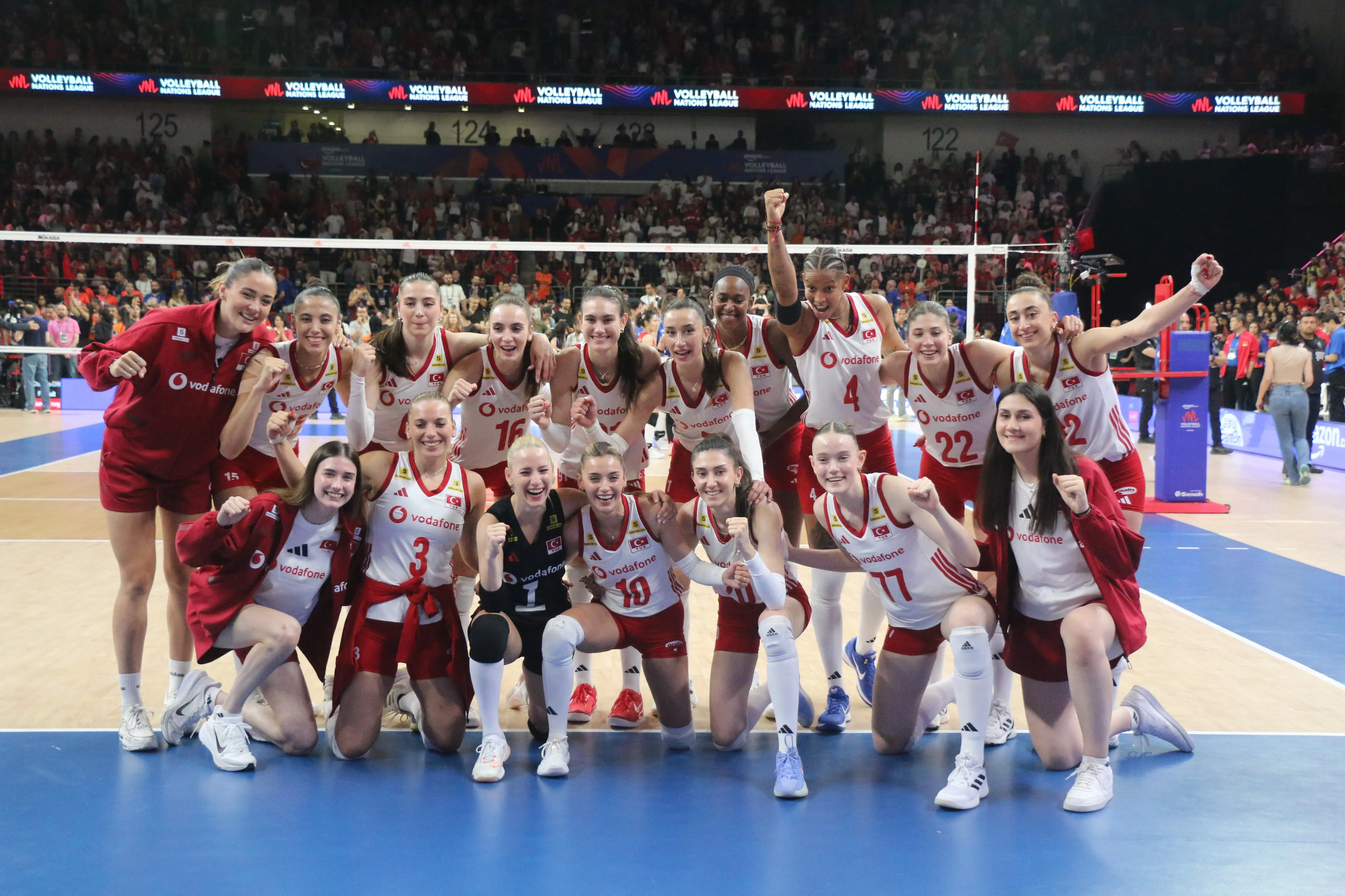 Filenin Sultanları'nın Milletler Ligi'ndeki üçüncü etap mücadelesi başlıyor! Rakip Polonya