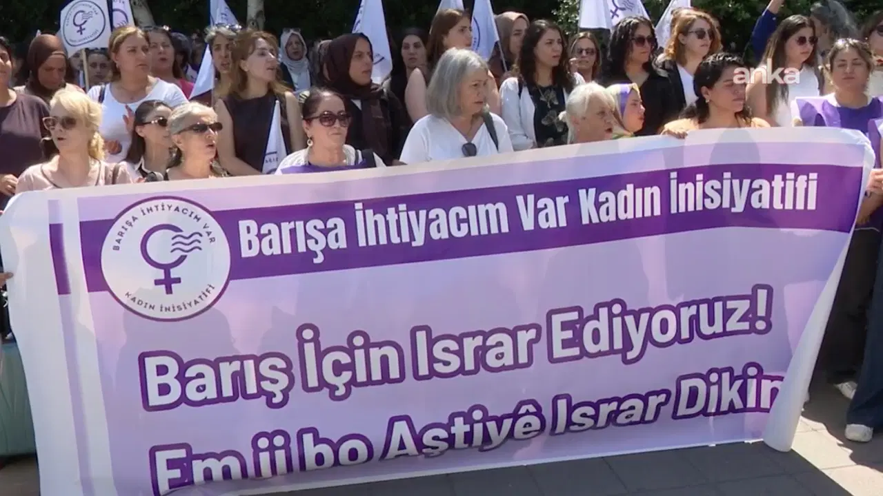 Barışa İhtiyacım Var Kadın İnisiyatifi: 'Demokratik siyasetin önünü açan bir yasa için ısrar ediyoruz'