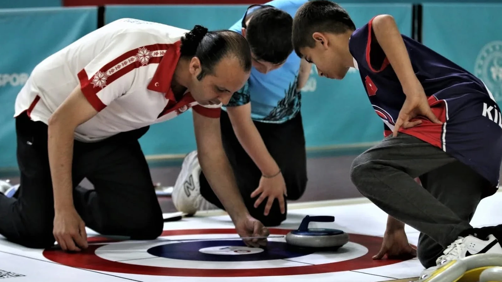 Floor curling Türkiye şampiyonası Sivas’ta devam ediyor
