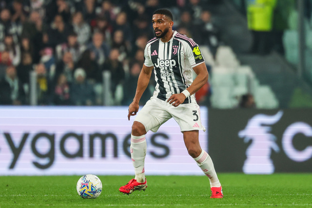 Galatasaray'dan Bremer ve transfer kararı!