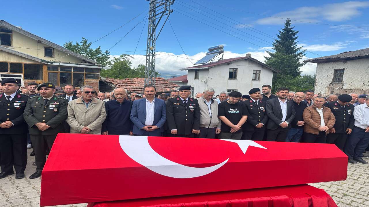 Tokat Kıbrıs gazisi İsmet Aldemir son yolculuğuna uğurladı