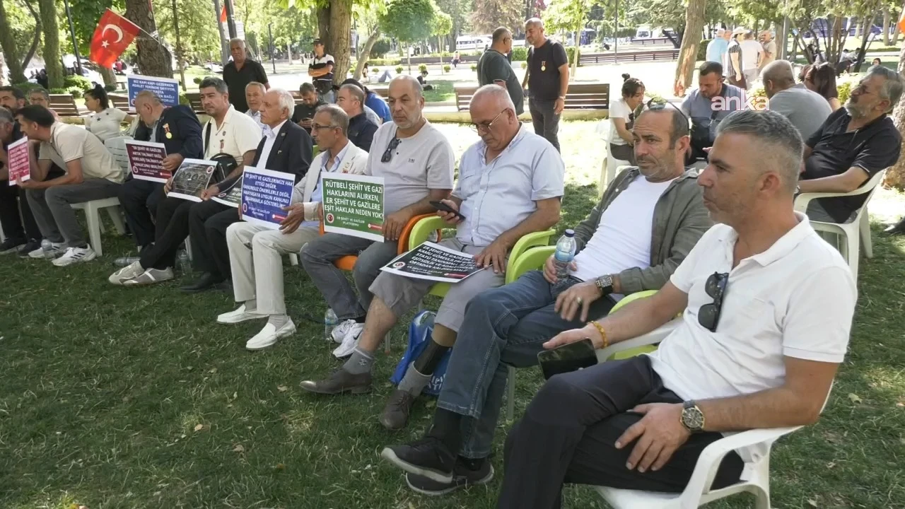 Şehit aileleri ve gazilerin eylemleri devam ediyor: 'Hakkımızı alana kadar buradan hiç kimse ayrılmayacak'