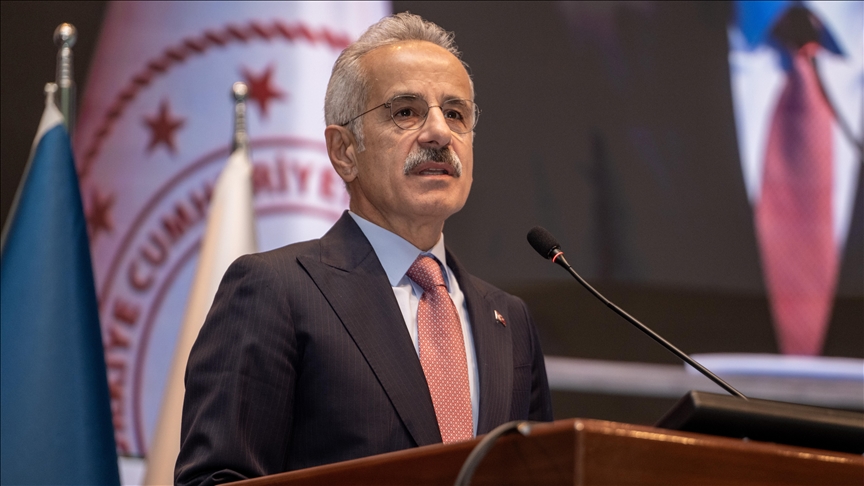 Bakan Uraloğlu: Körfez'de uçağımız kalmadı