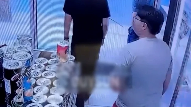 Gaziosmanpaşa'da benzin istasyonunda facianın eşiğinden dönüldü: Çocuğun çakmakla çıkardığı alevi son anda söndürdü