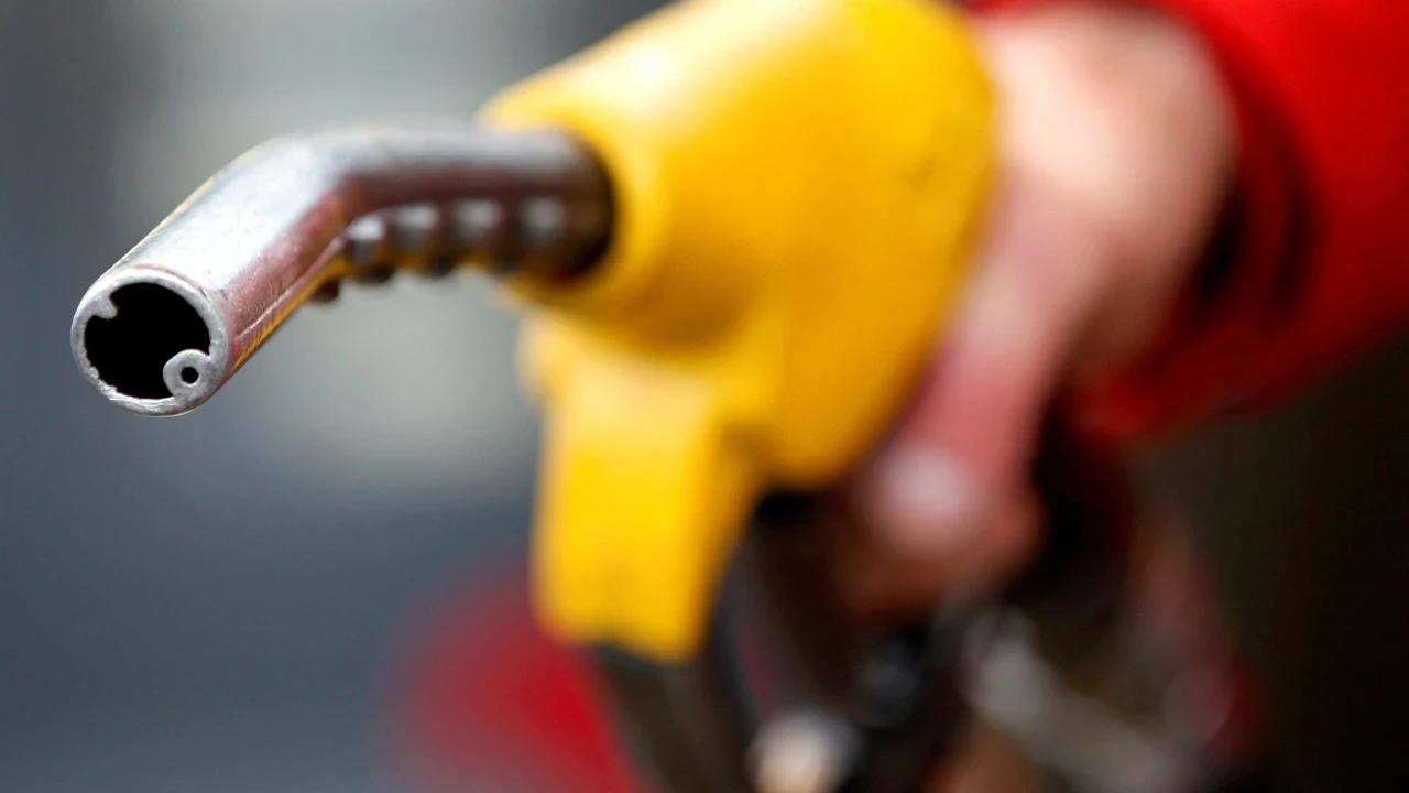 Petrol fiyatlarında sert artış