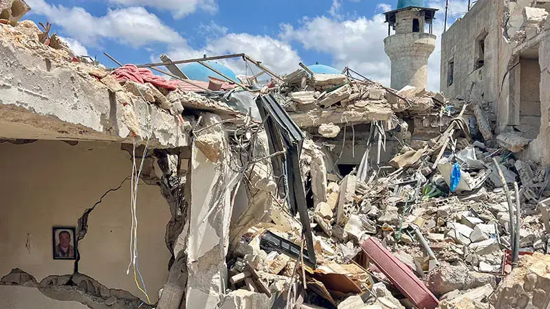 İsrail'in Lübnan'a düzenlediği saldırılarda can kaybı 3 bin 826'ya yükseldi