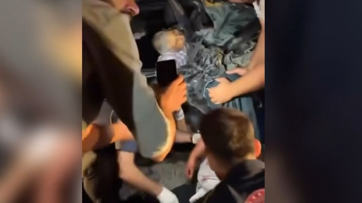 Şanlıurfa'da iki otomobil çarpıştı: 2 ölü, 8 yaralı