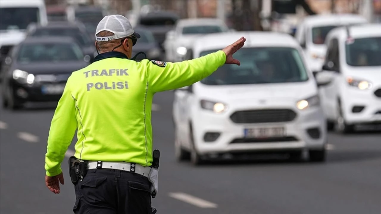 İstanbullular dikkat! Bazı yollar yarın trafiğe kapatılacak